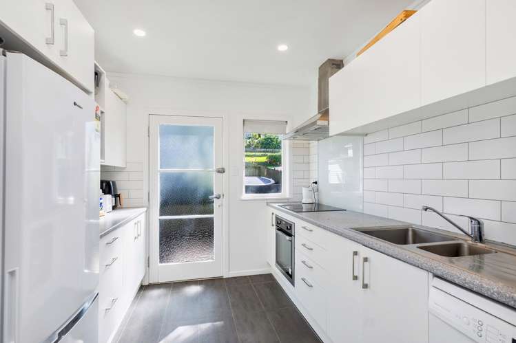 1-7/63E Owairaka Avenue Mount Albert_43