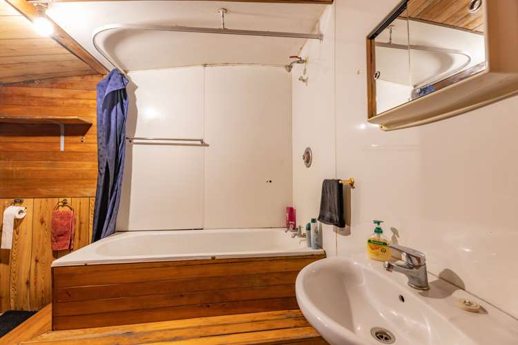 107 Kings Road Leithfield_11