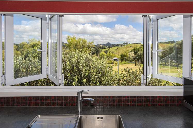 46 Whakapirau Road Maungaturoto_14