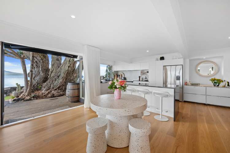 2/259 Hurstmere Road Takapuna_10