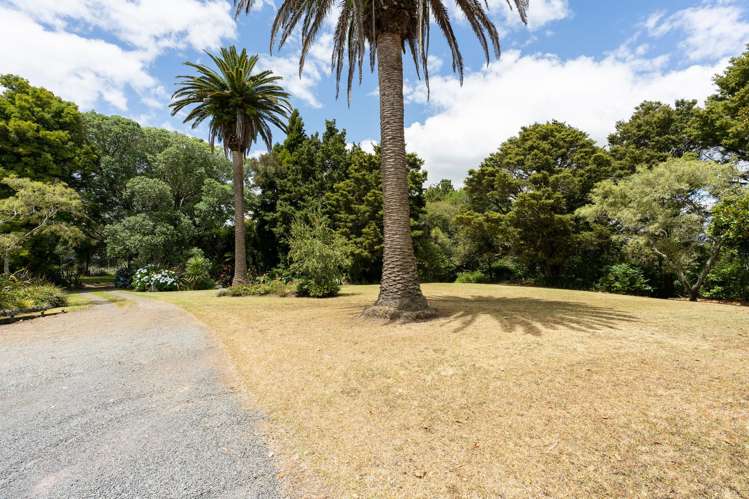 3 Mackesy Road Parahaki_18