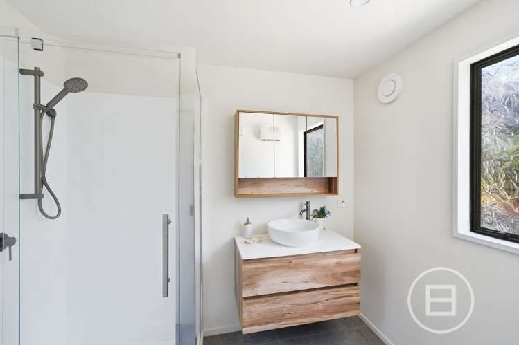 11 Moyna Avenue Dallington_14