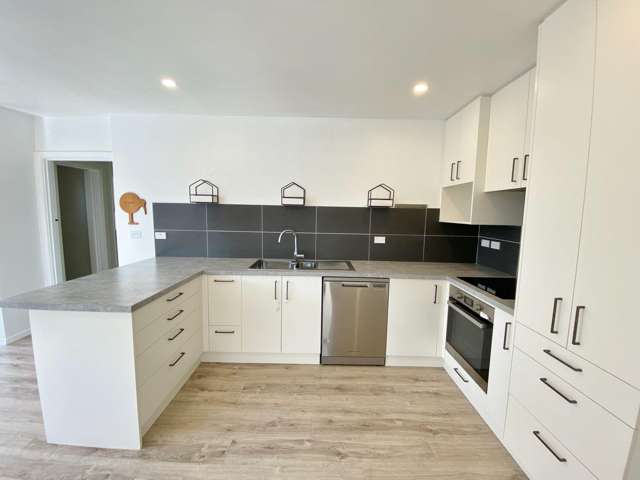 11 Downing St Hoon Hay_3