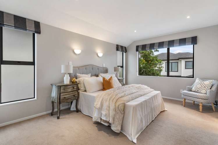 2/4 Rogers Avenue Eastern Beach_14