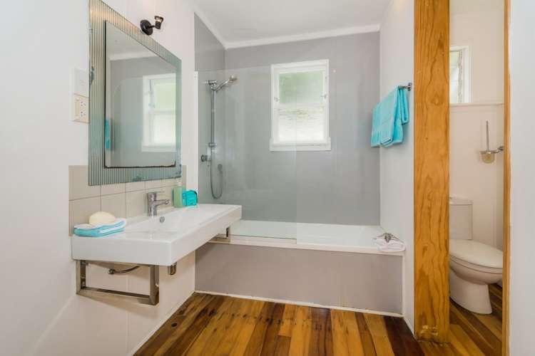 73 Vandeleur Avenue Birkdale_13