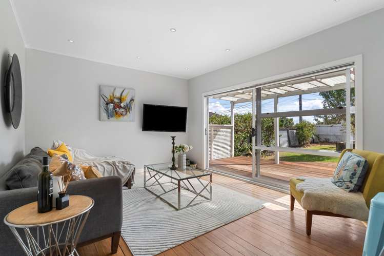 32 Fairlands Avenue Waterview_1