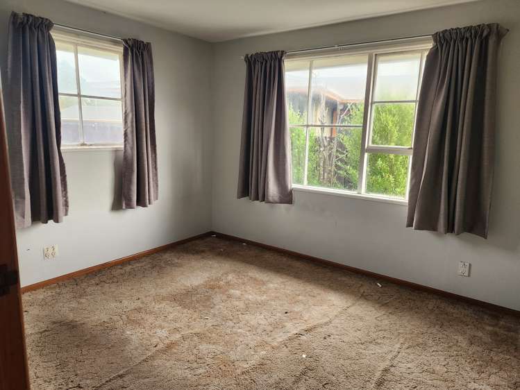 100 Domett Esplanade Cobden_10