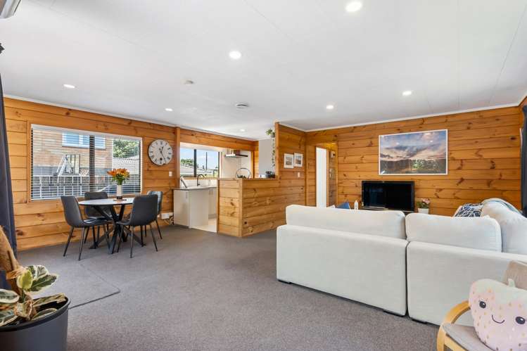 2/7c Hoheria Road Onehunga_10