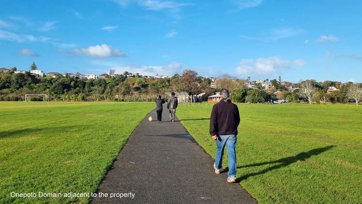 2 Puawai Place Northcote_9