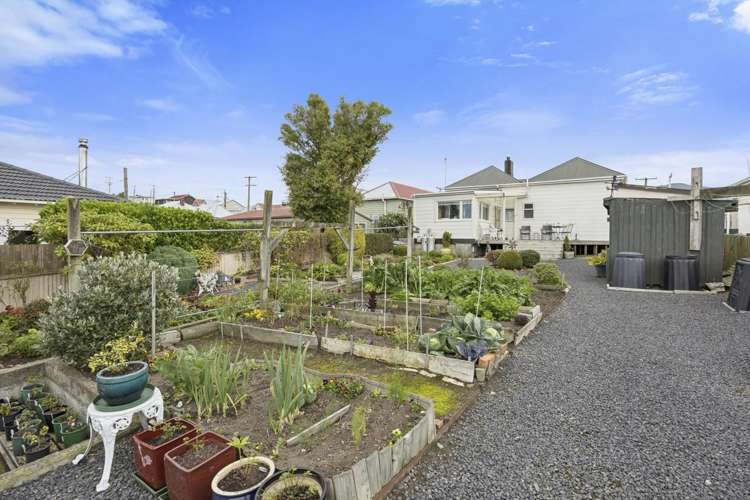 27 Harrington Street Port Chalmers_9