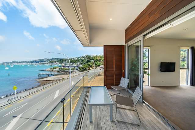 H201/326 Evans Bay Parade Hataitai_1