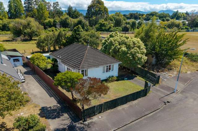 THREE BEDROOM - DANNEVIRKE
