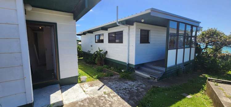 21 Otutehapari Road Waihau Bay_16