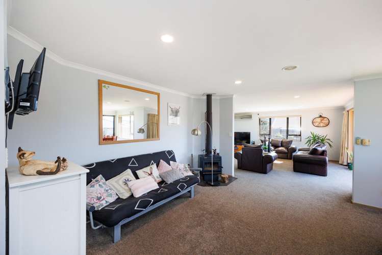 12 Walnut Grove Kelvin Grove_9