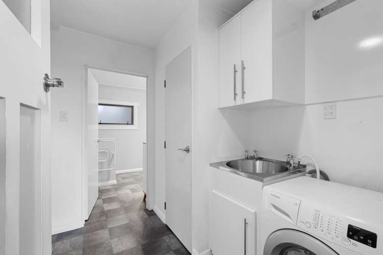 51 Upjohn Street Brooklands_17