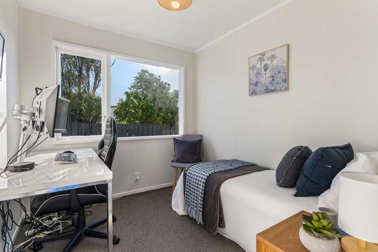 17b Colchester Crescent Newlands_8