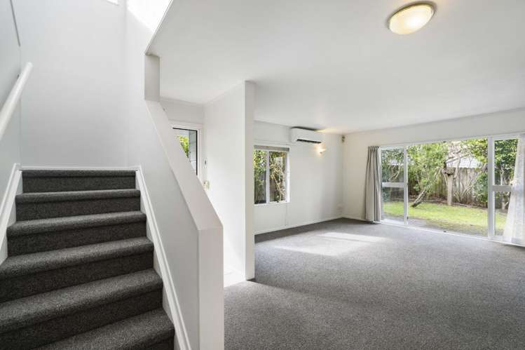 2/15 Lonsdale Street 1660_1
