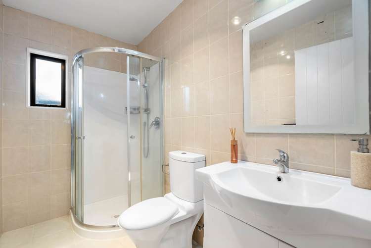 8 Sai Street Flat Bush_11