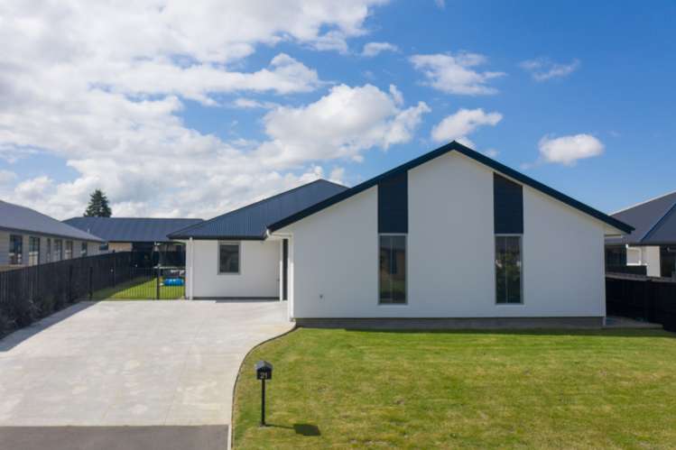 21 Magnolia Drive Netherby_23