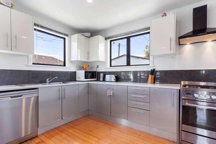 2/10 Fleming Street Manurewa_4