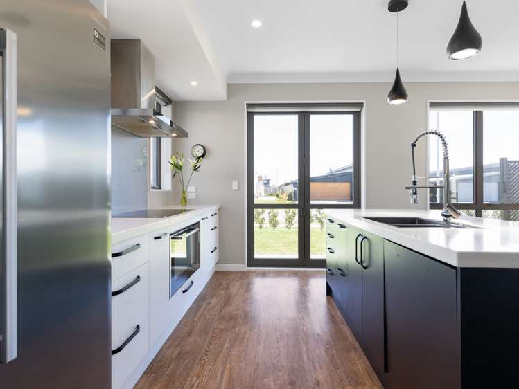 21 Corsair Crescent Burleigh_20