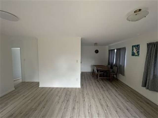 25B Metcalfe Road Ranui_1