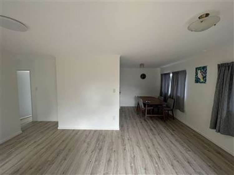 25B Metcalfe Road Ranui_1