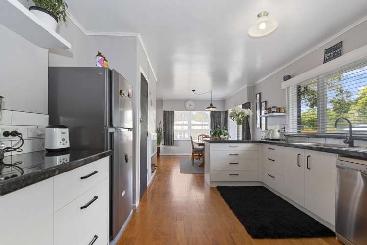 22 Wharepaina Crescent Springfield_10