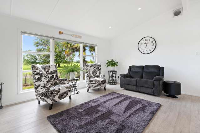 1335 East Coast Road Kaiaua_4