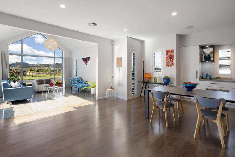 77 Baxter Michael Crescent Cambridge_13