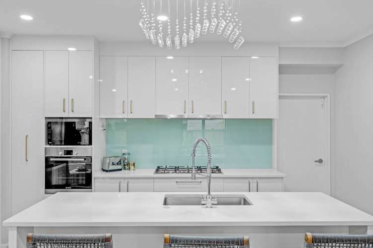 21 Tinaku Road Flat Bush_9