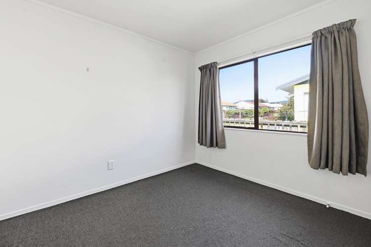 8 Beech Place Owhata_16