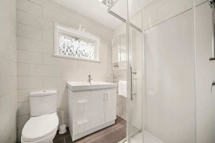 49 Peach Road Glenfield_16