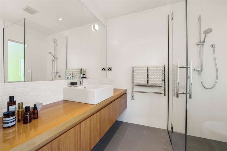 130 Richmond Hill Road Richmond Hill_14