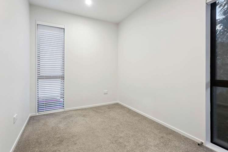 2/20 Eban Avenue Hillcrest_14