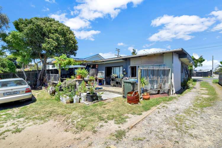 1211 Papamoa Beach Road Papamoa_4