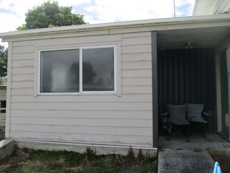 29 Ryley Street Owaka_13