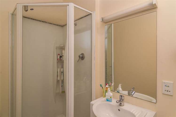 6c/126 The Terrace Wellington Central_4