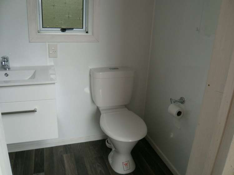 16 Koromiko Street Kaka Point_6