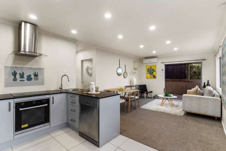 1/16 Matipo Road Mairangi Bay_5