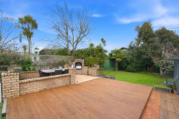 18 Mcentee Road Waitakere_16
