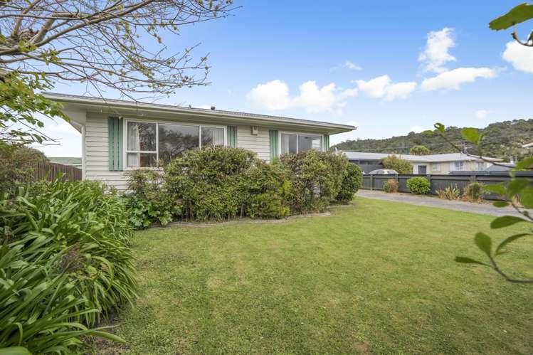 15 Wimbledon Grove Wainuiomata_2