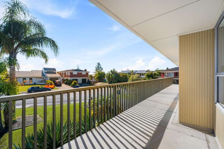 17 Tanoa Place Glendene_24