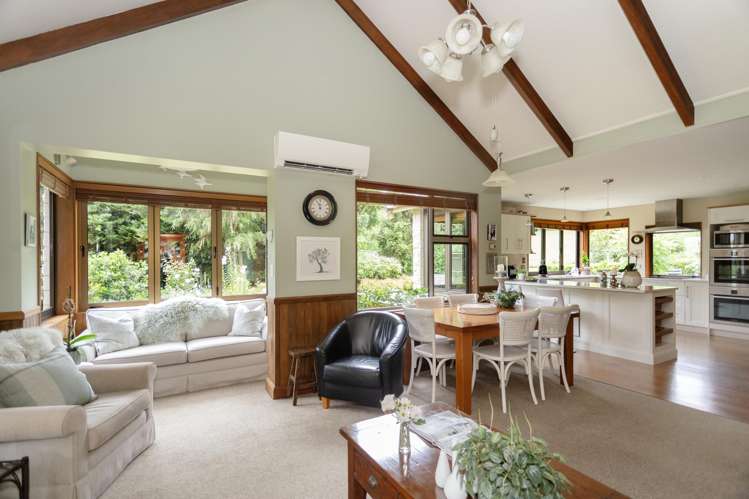 53 Horse Gully Road Papakaio_12