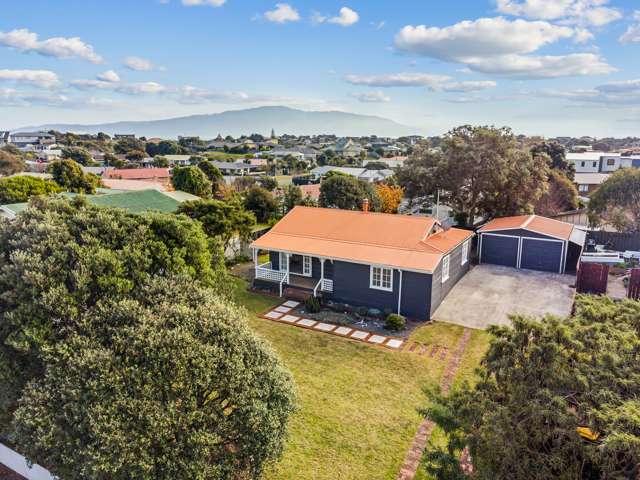 12 Hicks Crescent Waikanae Beach_2