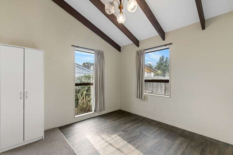 2/279 Main South Road Hornby_4