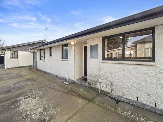 2/260 Moore Street Ashburton_1