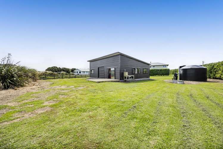 204B Tai Road Opunake_13