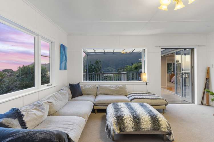 2e Foster Avenue Huia_10