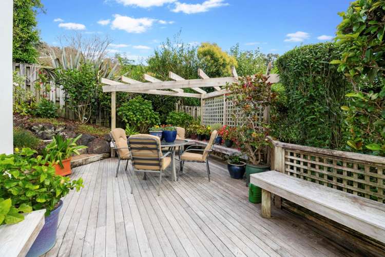 444b Beach Road Murrays Bay_11